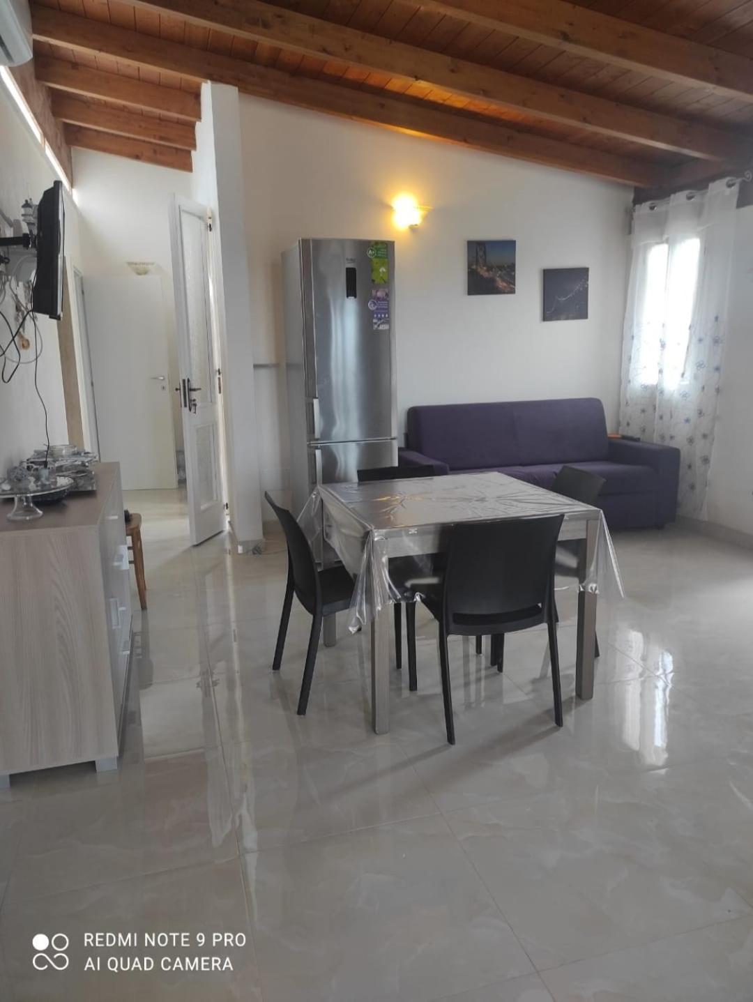 Lu Sole, Lu Mare E Lu Ientu Villa Torre Lapillo Exterior foto